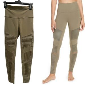 Alo Yoga High-waist Airlift Moto Legging Mesh details In Olive Branch Size S